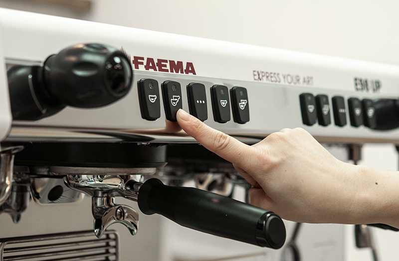 Máy pha cà phê FAEMA E98 UP Auto 2 group